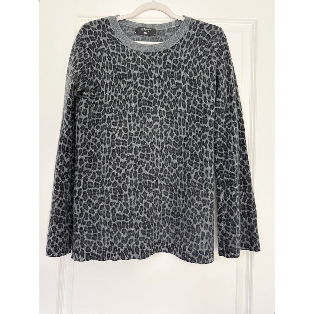 Christopher Fischer 100% Cashmere Sweater M Gray All-Over Leopard Animal Print